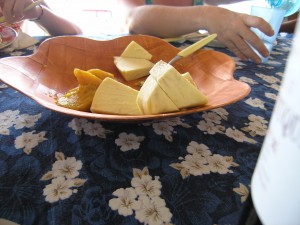 Le fruit de l'arbre à pains Le fruit de l'arbre à pains (le uru)